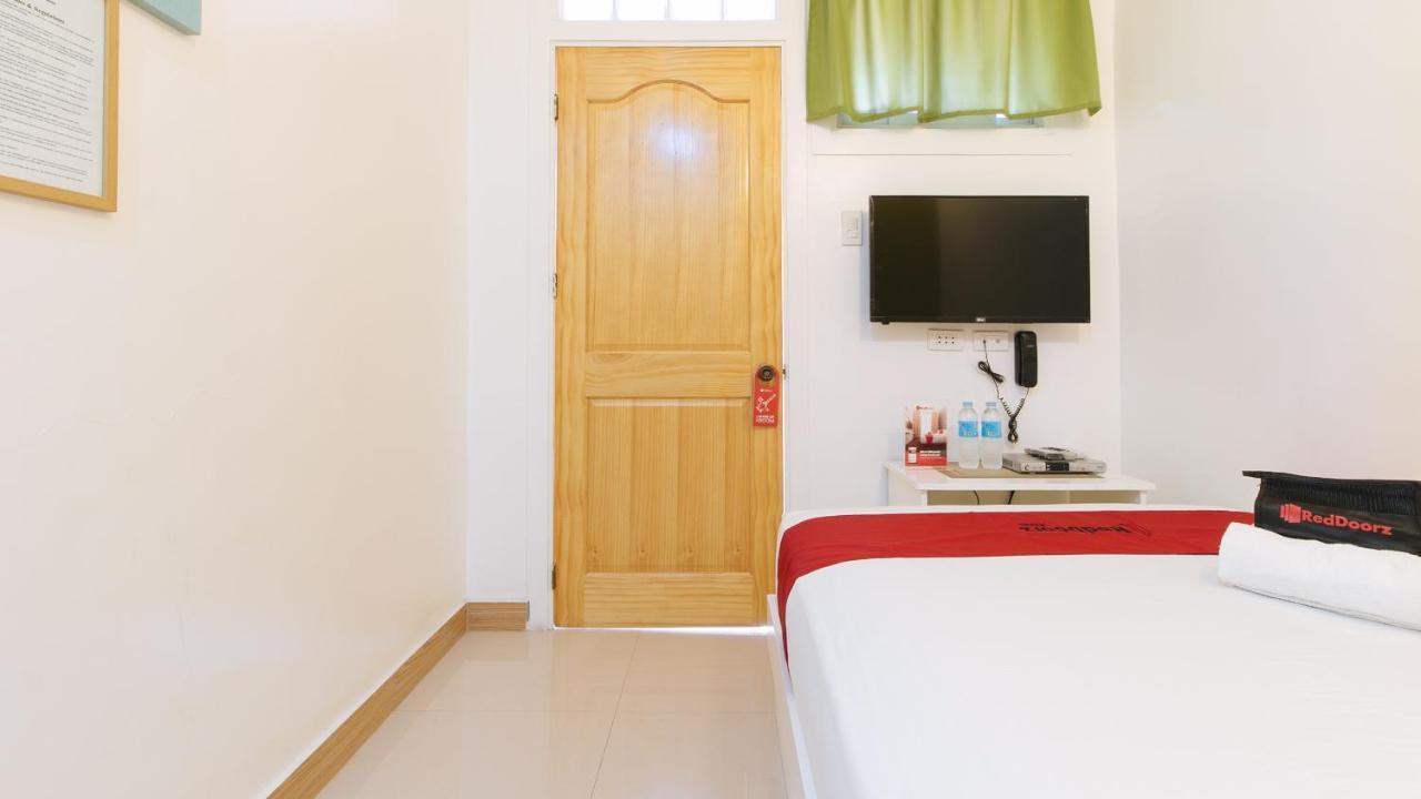 Reddoorz Plus Near Lapasan Plaza Cagayan De Oro Esterno foto