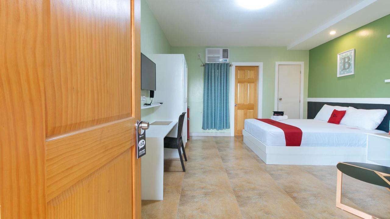 Reddoorz Plus Near Lapasan Plaza Cagayan De Oro Esterno foto